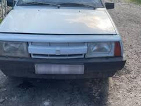 Vînd pese vaz 2108