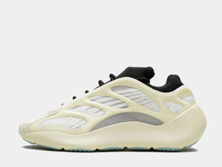 Adidas Yeezy Boost 700 V3 / 100% Originali / 4499 Lei - 5999 Lei foto 1