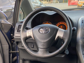 Toyota Auris foto 9