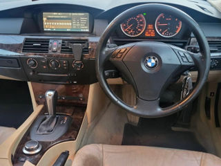 BMW 5 Series foto 8