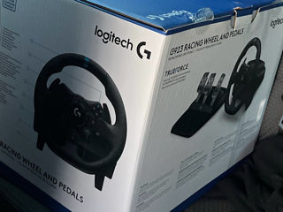 Logitech g923