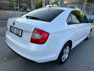 Skoda Rapid foto 4