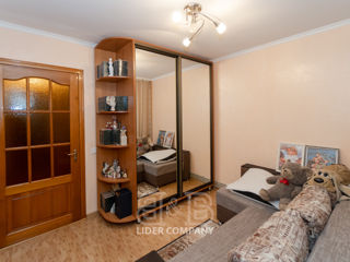 Apartament cu 3 camere, 70 m², Buiucani, Chișinău foto 14