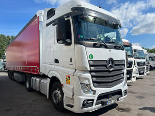 Mercedes Actros 1851 foto 1