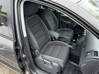 Volkswagen Touran foto 16