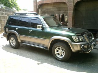 Nissan Patrol foto 1