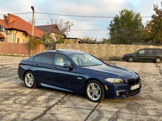 BMW 5 Series foto 4