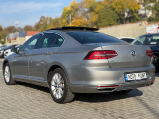 Volkswagen Passat foto 4