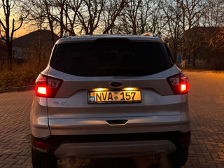 Ford Kuga foto 3