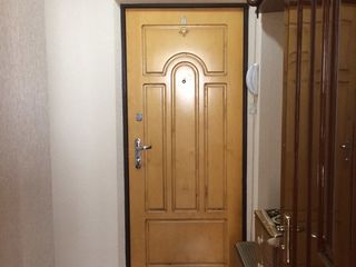 Apartament 2 odai 43m str. Colesov 10 foto 3