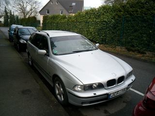 BMW 5 Series foto 10