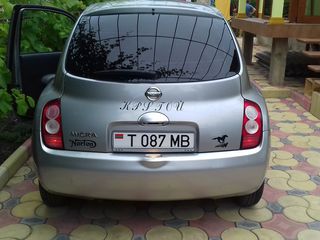 Nissan Micra foto 4