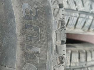 215/65/R16C Hankook foto 3