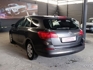 Opel Astra foto 4