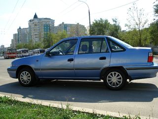 Daewoo Nexia foto 6