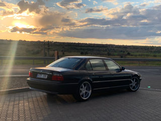 BMW 7 Series foto 6