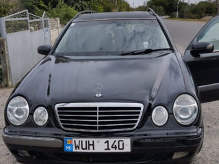 Mercedes E-Class foto 3