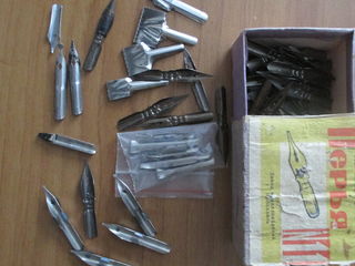 Карандаши, ручки, перья прошлых лет,,ножницы зигзаг, foto 2