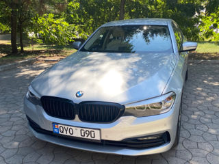 BMW 5 Series foto 1