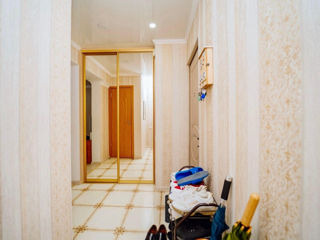 2-комн. кв., 80 м², 5/14 эт.