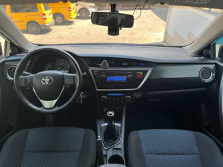 Toyota Auris foto 9