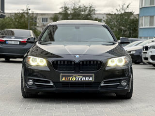 BMW 5 Series foto 2