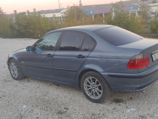 BMW 3 Series foto 2