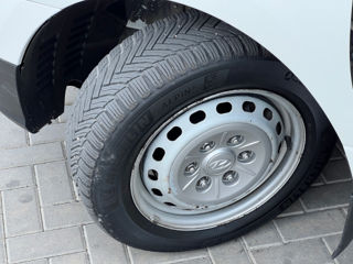 Hyundai H-1 Truck фото 17