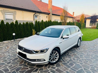 Volkswagen Passat foto 1