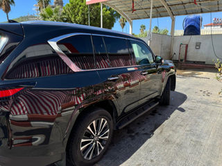 Lexus LX Series foto 2