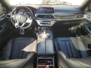 BMW 7 Series foto 5