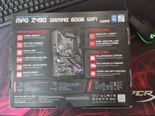 MSI z490 MPG Gaming Edge Wi-Fi foto 2