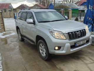 Toyota Land Cruiser Prado foto 2