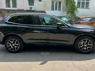 Volvo XC60 фото 1