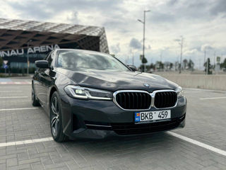 BMW 5 Series foto 6