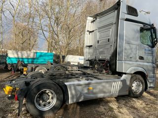 Mercedes Actros 1845 foto 4