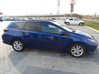 Toyota Auris foto 3