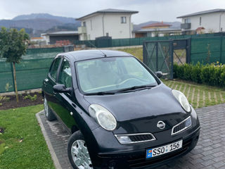 Nissan Micra foto 5