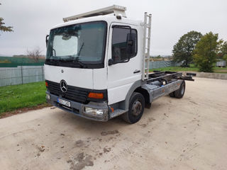 Mercedes Atego 1017 foto 2