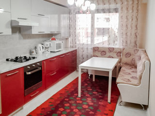 Apartament cu 2 camere, 60 m², Buiucani, Chișinău foto 5