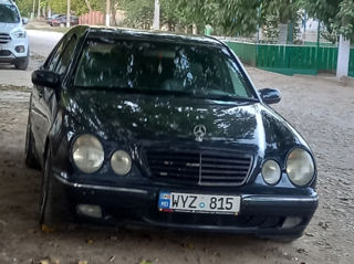 Mercedes E-Class