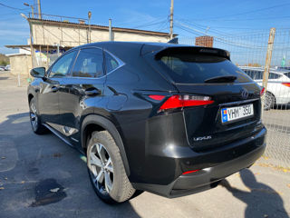 Lexus NX Series foto 6