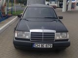 Mercedes Series (W124) foto 6