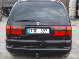 Volkswagen Sharan foto 3