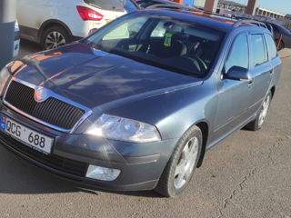 Skoda Octavia foto 2