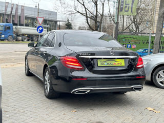 Mercedes E-Class foto 5