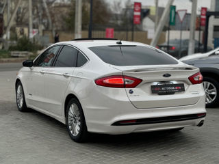 Ford Fusion foto 5