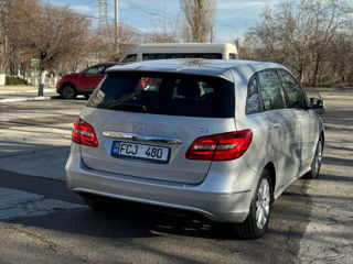 Mercedes B-Class foto 5