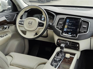 Volvo XC90 foto 12