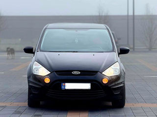 Ford S-Max foto 2